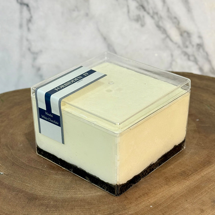 50 ML Moutai White Chocolate Mousse Cake